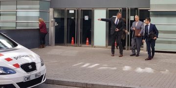 Vox presta asistencia jurídica a Mossos per la Constitució.jpg