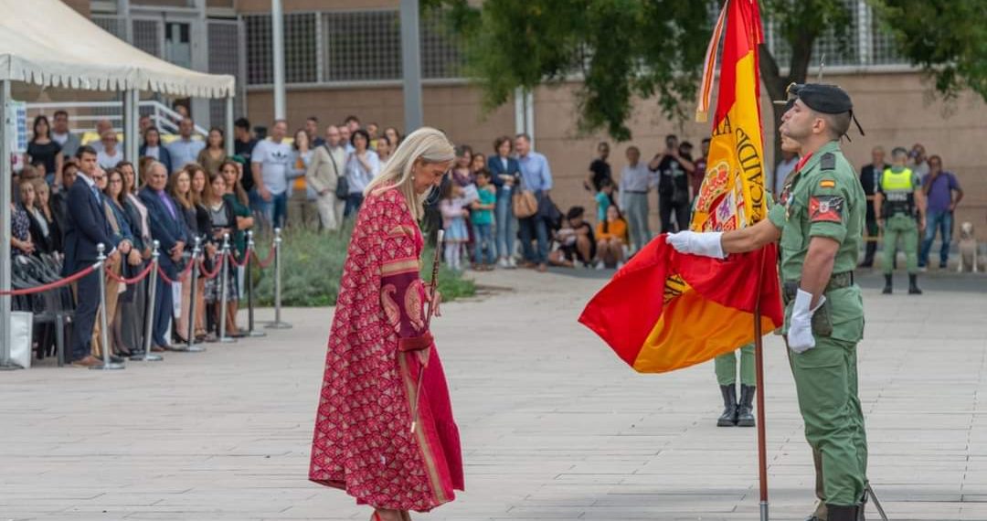 Imagen de archivo de una jura civil de bandera. Foto: Ejército