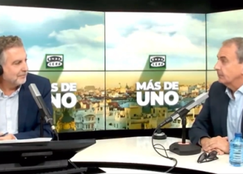 Zapatero, en una imagen de archivo con Alsina. Foto: Onda Cero