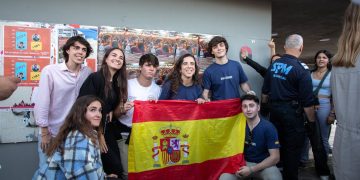 Foto de archivo de miembros de S'ha Acabat!