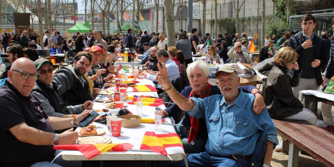 Butifarrada de VOX en Barcelona. Foto: VOX.