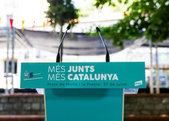 Imagen de archivo de un atril de la formación. Foto: Junts.
