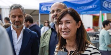 Sonia Esplugas, con Bravo y Fernández. Foto: PP