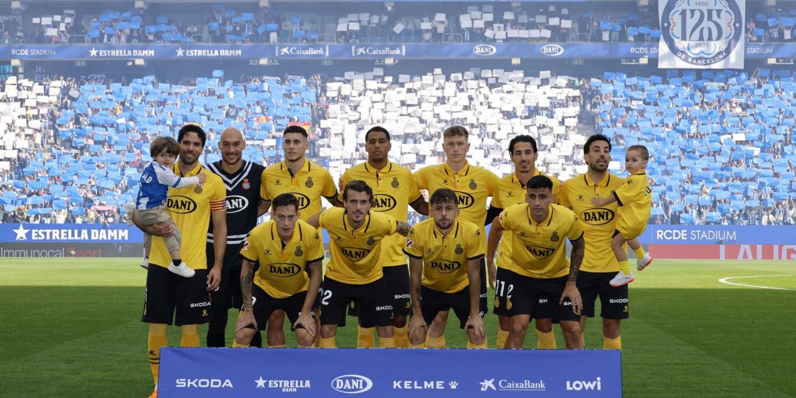 Equipo titular RCDE. Foto: RCDE