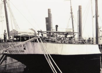 Barco prisión Río Segre (foto del libro de Salvador Caamaño).