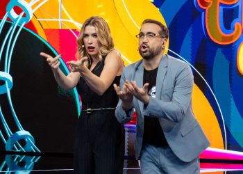 Eva Soriano y Aníbal Gómez, presentadores de 'Cuánto, cuánto, cuánto'. Foto: TVE