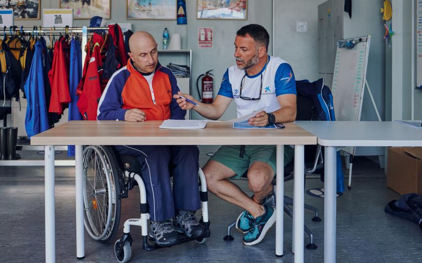 Gracias al Programa de Convocatorias Sociales de la Fundación ”la Caixa”, que impulsa proyectos de acción local y fomenta la innovación social, Diego participa en el programa ESFUERZA de actividad física saludable.© Fundación ”la Caixa”