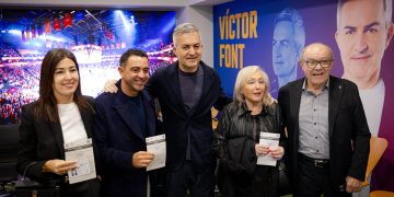 Xavi Hernández y Víctor Font. Foto: @NosaltresFCB