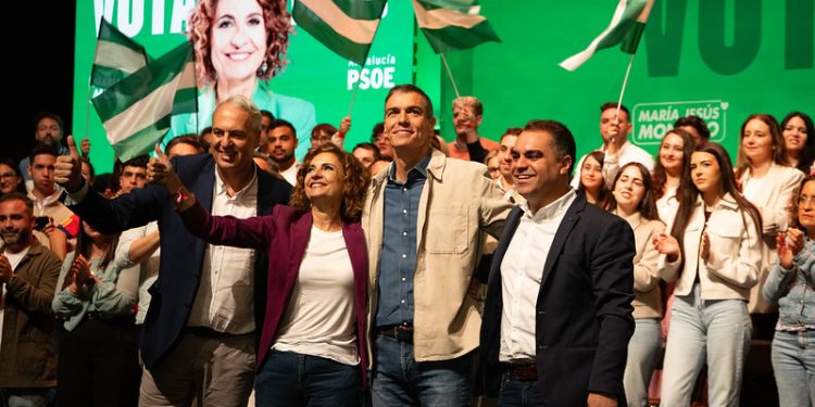 María Jesús Montero y Pedro Sánchez. Foto: PSOE