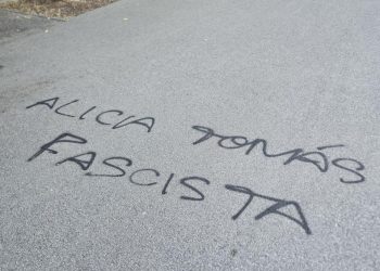 Pintadas contra Alicia Tomás. Foto: VOX