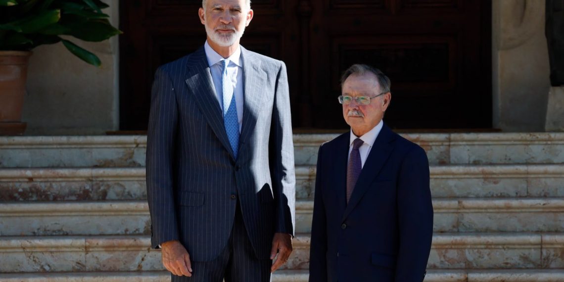Felipe VI y Juan Vivas. Foto: @GobiernodeCeuta