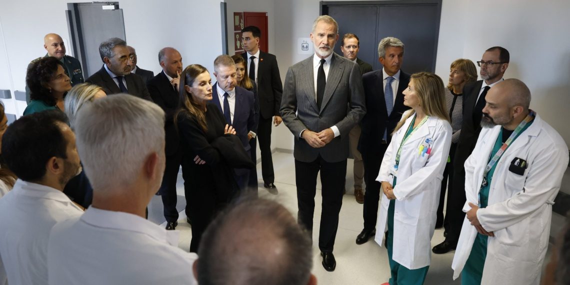 Los Reyes, en el Hospital Universitario de Toledo. Foto: @CasaReal