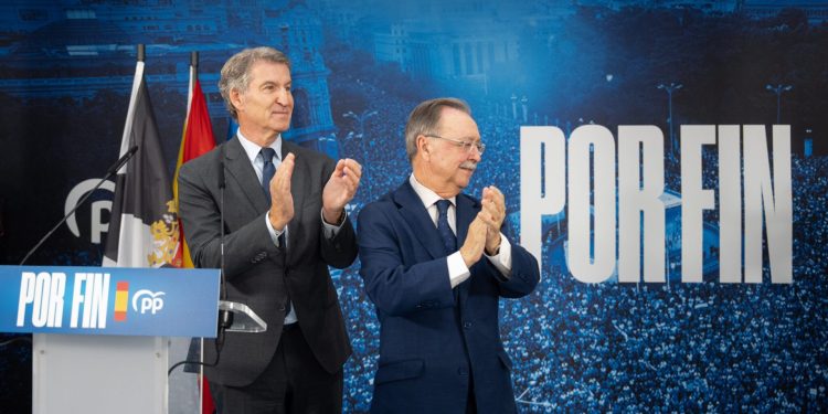 Vivas y Feijóo. Foto: PP