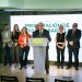 Juan José Aizcorbe con varios candidatos al Congreso por Barcelona. Foto: VOX